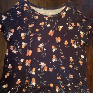 LOFT Floral Top Size Small